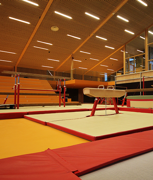 EQUIPAMIENTO DEPORTIVO